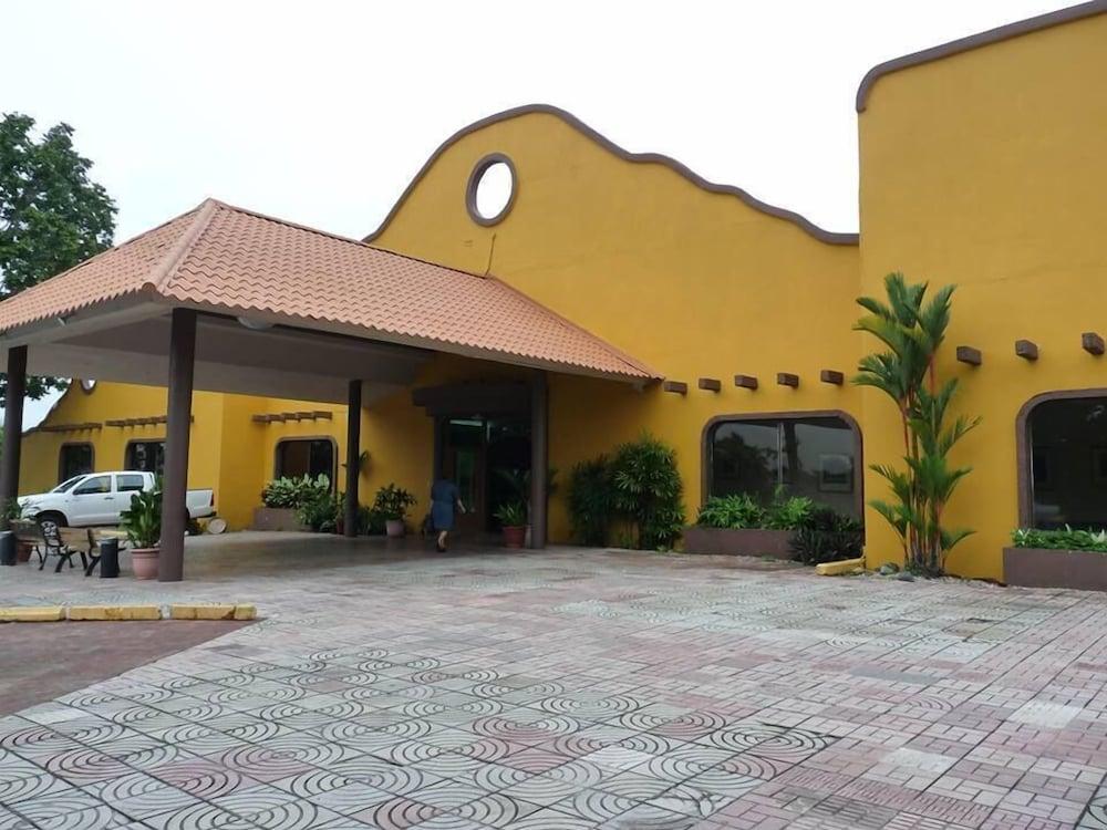 Hotel Avalon Grand Panama City